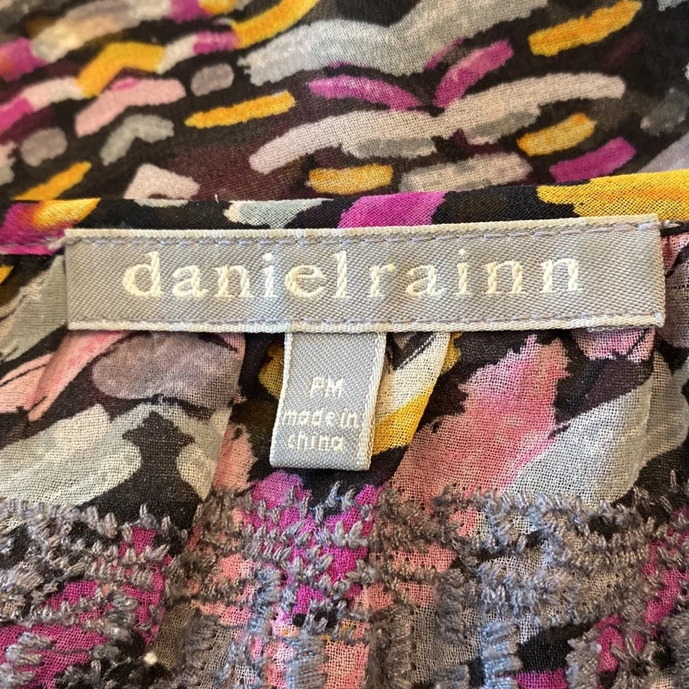 Nordstrom brand Daniel rainn blouse. Size PM multicolor - Picture 5 of 6